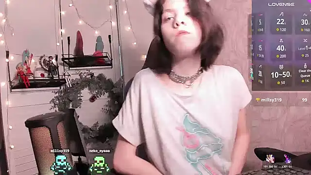 aestheticbeing online show from 18, 12, 2025