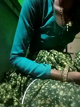 Snapshot of kajalbhabhi44 chatting on 1, 10, 2025 kajalbhabhi44 online show from 1, 10, 2025