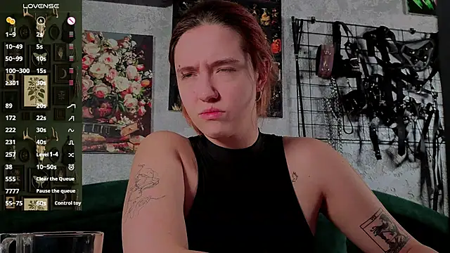 the high priestess online show from 4, 12, 2025