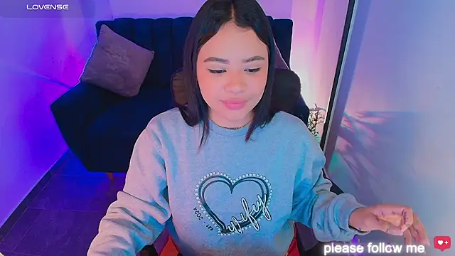 Snapshot of nicemiiaa7_ chatting on 4, 3, 2026 nicemiiaa7 online show from 4, 3, 2026