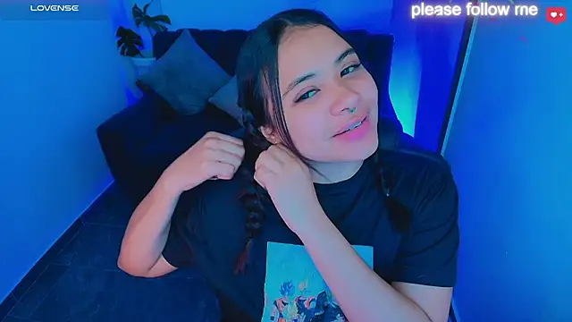 Snapshot of nicemiiaa7_ chatting on 18, 3, 2026 nicemiiaa7 online show from 18, 3, 2026