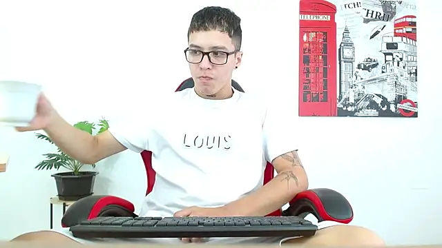 Cumandres18 online show from 13, 9, 2025