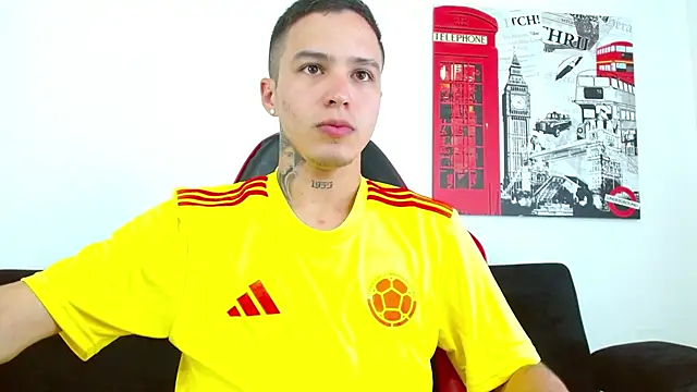 Cumandres18 online show from 7, 7, 2026
