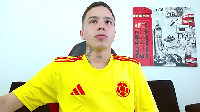 Cumandres18 online show from 24, 7, 2026