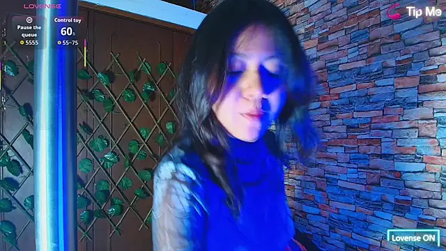 Snapshot of catalina_santana20 chatting on 29, 11, 2025 catalina santana20 online show from 29, 11, 2025