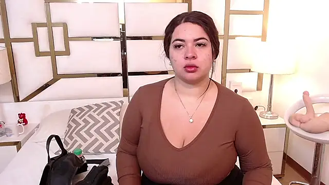 Snapshot of AnniieCarther chatting on 23, 11, 2025 AnniieCarther online show from 23, 11, 2025