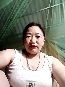 Snapshot of Mptrangp chatting on 21, 4, 2026 Mptrangp online show from 21, 4, 2026