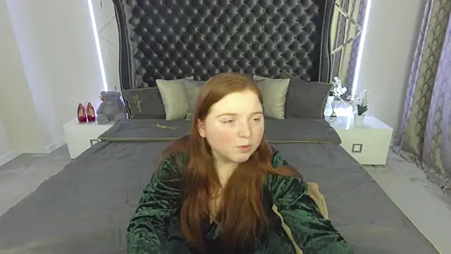 KattyRose8 online show from 8, 11, 2025