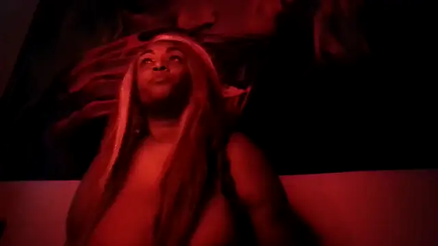 Nisha Benz online show from 3, 11, 2025