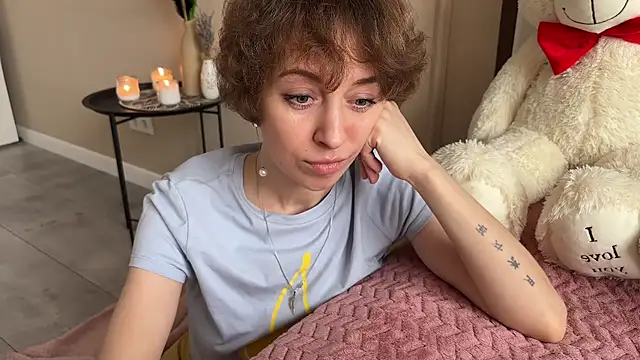 daniellia  online show from 9, 11, 2025