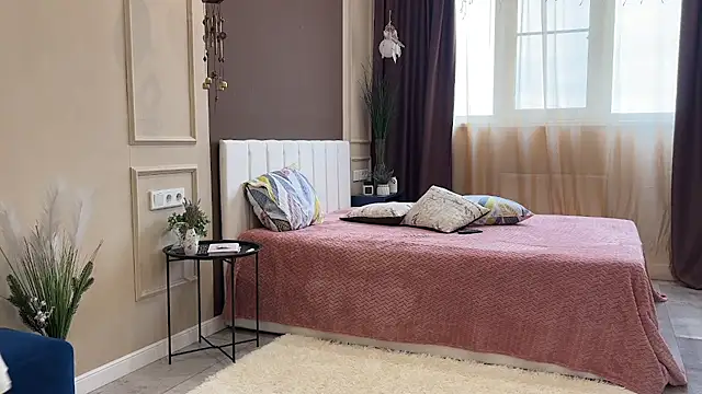 daniellia  online show from 27, 2, 2026