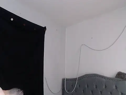 Snapshot of xalejo_max chatting on 17, 9, 2025 xalejo max online show from 17, 9, 2025