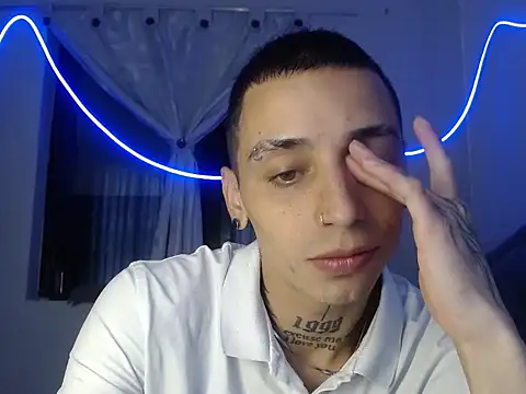 Snapshot of xalejo_max chatting on 22, 9, 2025 xalejo max online show from 22, 9, 2025