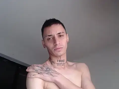 Snapshot of xalejo_max chatting on 15, 10, 2025 xalejo max online show from 15, 10, 2025