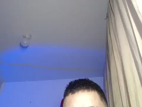 Snapshot of xalejo_max chatting on 16, 10, 2025 xalejo max online show from 16, 10, 2025