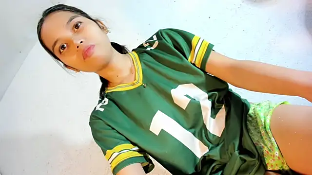CUTIE GIRLSX online show from 16, 6, 2026