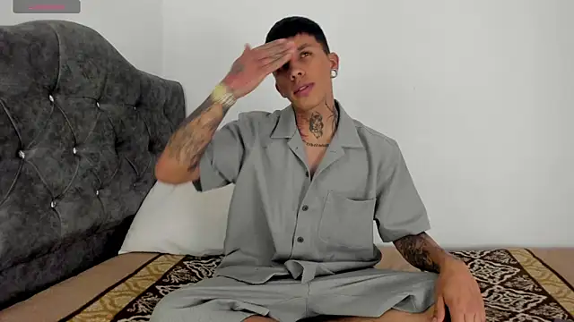 Snapshot of Savajelust chatting on 3, 11, 2025 Savajelust online show from 3, 11, 2025