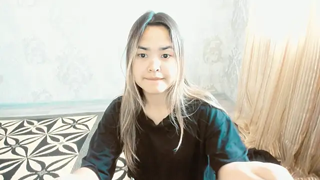 Snapshot of saika_blush chatting on 16, 11, 2025 saika blush online show from 16, 11, 2025