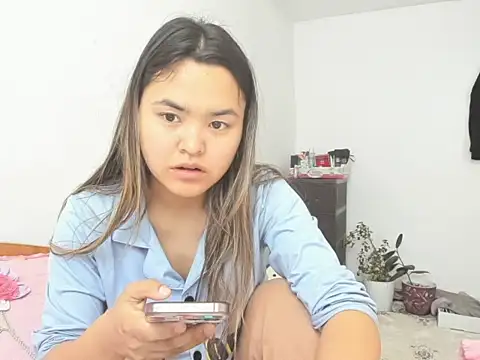 Snapshot of saika_blush chatting on 29, 4, 2026 saika blush online show from 29, 4, 2026