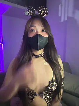 Snapshot of Phuong_Bee chatting on 31, 7, 2026 Phuong Bee online show from 31, 7, 2026