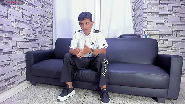 Crazy Cult Sex online show from 30, 4, 2026