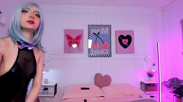 Zoe Lynch  online show from 19, 1, 2026