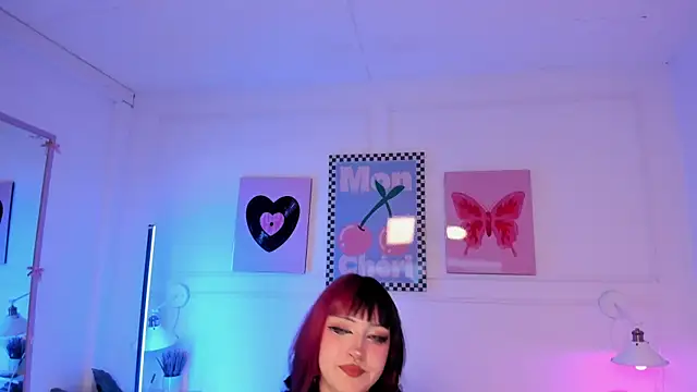 Zoe Lynch  online show from 9, 7, 2026