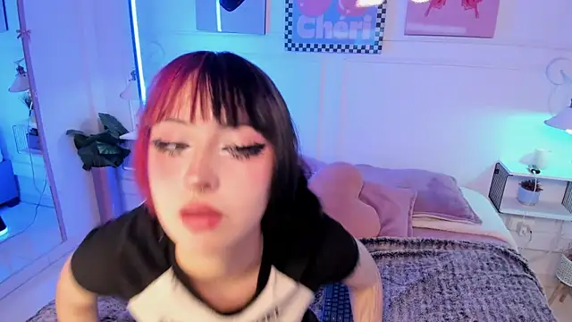 Zoe Lynch  online show from 17, 7, 2026