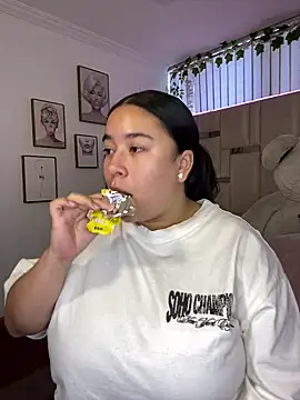 Zoey thompson online show from 12, 6, 2026