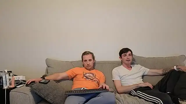 Drakerileyxxx online show from 28, 3, 2026