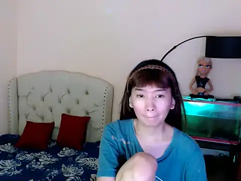 ShantalFoxxy  online show from 28, 4, 2026