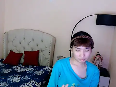 ShantalFoxxy  online show from 5, 7, 2026