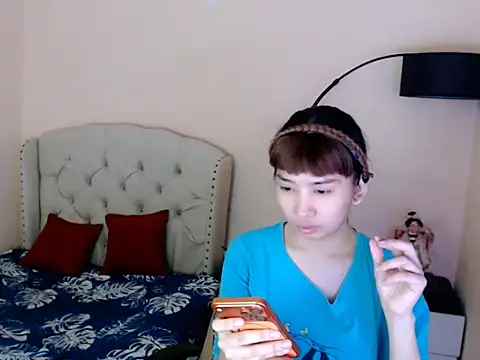 ShantalFoxxy  online show from 6, 7, 2026