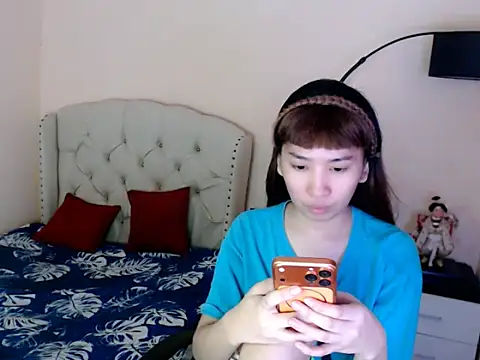 ShantalFoxxy  online show from 7, 7, 2026