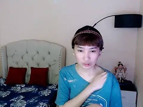 ShantalFoxxy  online show from 15, 7, 2026