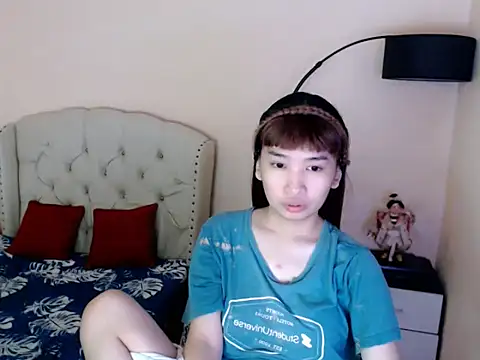 ShantalFoxxy  online show from 21, 7, 2026