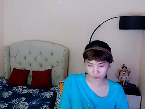 ShantalFoxxy  online show from 23, 7, 2026