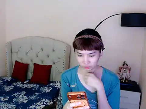 ShantalFoxxy  online show from 4, 8, 2026