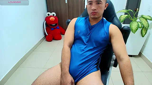 sebastian oconnor77 online show from 4, 10, 2025