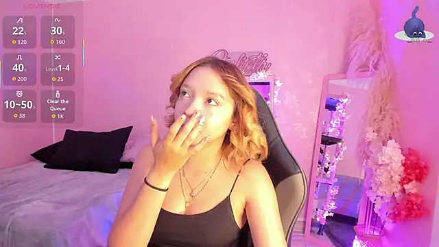 JuliethMoss online show from 7, 3, 2026