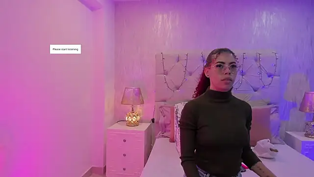 Pamelamiler   online show from 19, 9, 2025