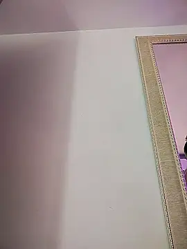 Pamelamiler   online show from 13, 1, 2026