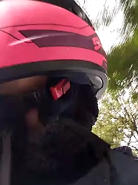 Pamelamiler   online show from 6, 3, 2026