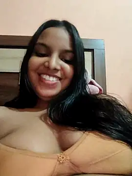 Snapshot of Maahhii_2 chatting on 18, 7, 2026 Maahhii 2 online show from 18, 7, 2026