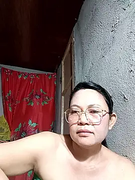 Everleigh mom online show from 21, 11, 2025