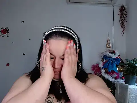 Snapshot of andreea2011 chatting on 7, 11, 2025 andreea2011 online show from 7, 11, 2025