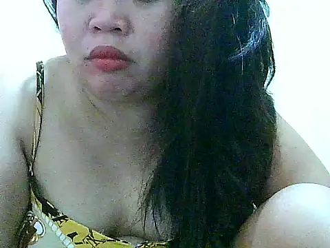 Snapshot of fresh_rosie chatting on 20, 10, 2025 fresh rosie online show from 20, 10, 2025