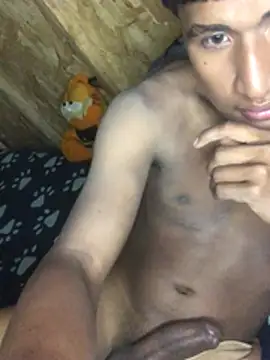 AlessandroMp4 online show from 12, 2, 2026