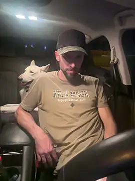 Snapshot of thejohnryancollection chatting on 23, 9, 2025 thejohnryancollection online show from 23, 9, 2025