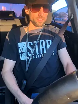 Snapshot of thejohnryancollection chatting on 15, 10, 2025 thejohnryancollection online show from 15, 10, 2025